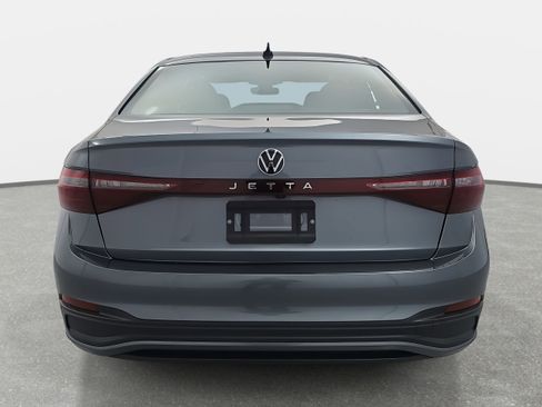 Certified 2025 Volkswagen Jetta Sport image 4