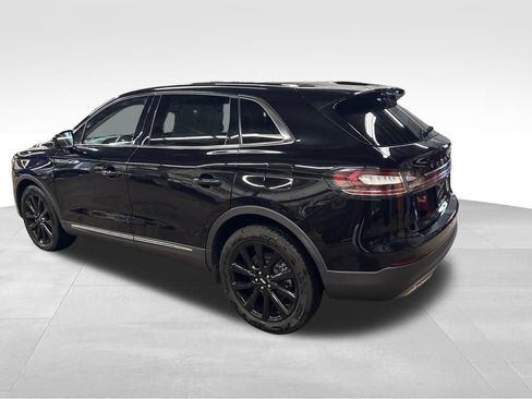 Used 2022 Lincoln Nautilus Reserve w/ Monochromatic Package image 7