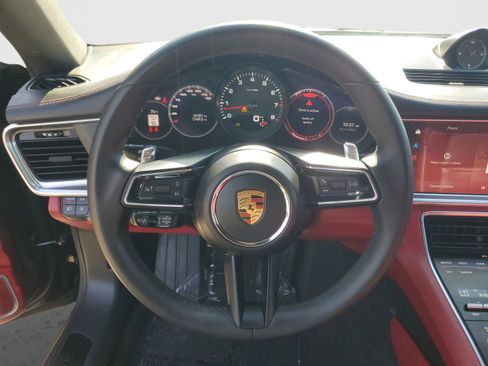 Used 2023 Porsche Panamera Platinum Edition image 23