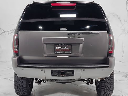 Used 2014 GMC Yukon Denali AWD/4WD image 26