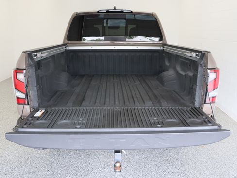 Used 2022 Nissan Titan PRO-4X w/ Pro-4x Convenience Package image 35