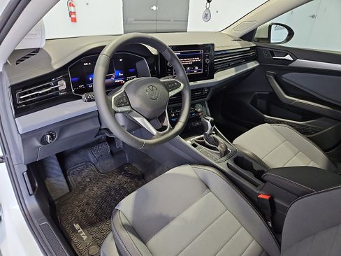 New 2026 Volkswagen Jetta SE FWD image 12
