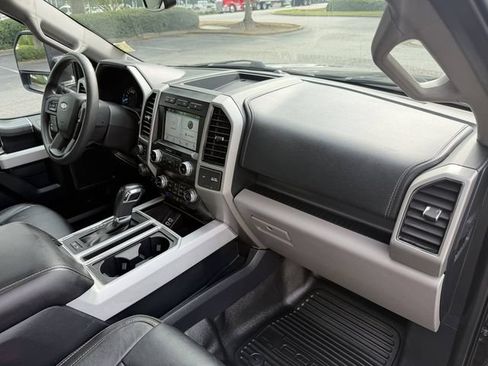 Used 2020 Ford F150 Lariat w/ Equipment Group 502A Luxury AWD/4WD image 42