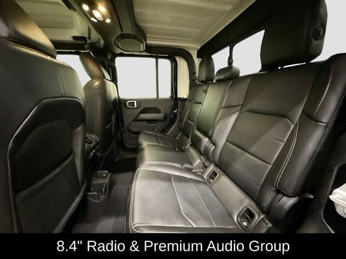 Used 2021 Jeep Gladiator Overland w/ Popular Equipment Package image 11