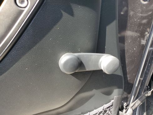 Used 2017 Jeep Wrangler Sport image 13