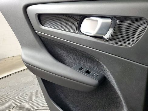 Certified 2023 Volvo C40 P8 Recharge Plus AWD/4WD image 18