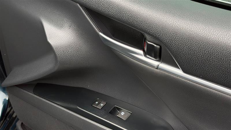 Used 2019 Toyota Camry XSE FWD image 35