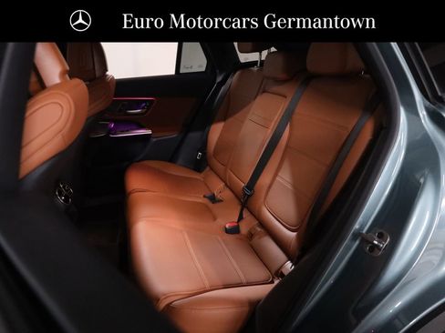 Used 2026 Mercedes-Benz GLC 300 4MATIC image 58