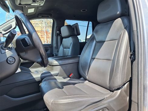 Used 2021 Chevrolet Tahoe Z71 w/ Z71 Off-Road Package image 24