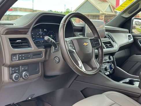 Certified 2022 Chevrolet Tahoe LT w/ LT Signature Plus Package AWD/4WD image 32