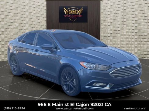 Used 2018 Ford Fusion SE w/ Equipment Group 201A image 2