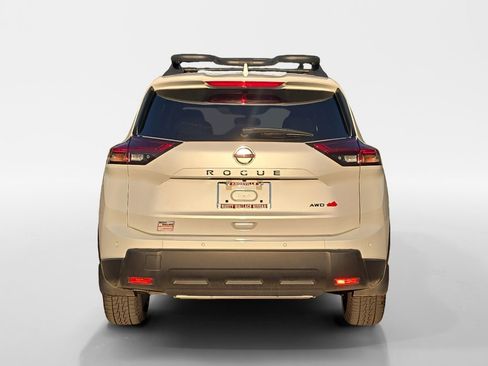 Certified 2025 Nissan Rogue SV image 5