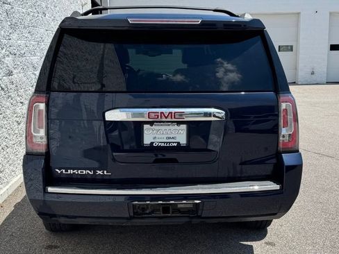 Used 2018 GMC Yukon XL Denali w/ Open Road Package AWD/4WD image 4