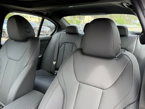 New 2026 BMW 330i Sedan w/ M Sport Package RWD image 22