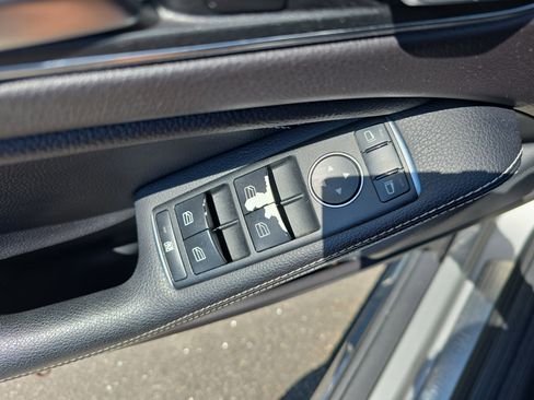 Used 2018 Mercedes-Benz GLA 250 image 30