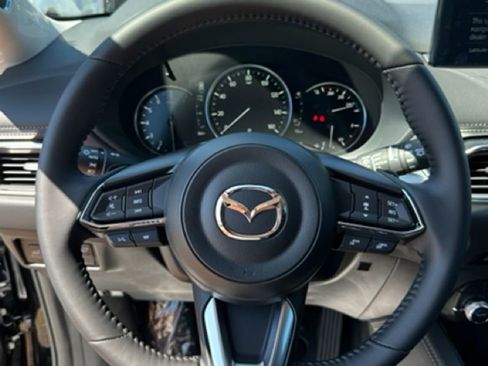New 2025 MAZDA CX-5 AWD 2.5 S w/ Premium Plus Pkg image 17