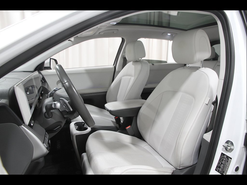 Certified 2024 Hyundai Ioniq 5 Limited AWD/4WD image 5