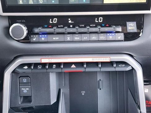 New 2025 Toyota Tundra Platinum image 13