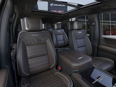 New 2026 GMC Yukon Denali Ultimate AWD/4WD image 16