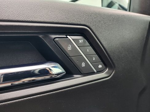 Used 2024 GMC Canyon AT4 w/ AT4 Premium Package image 16