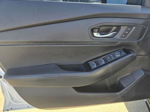 Used 2025 Honda Accord Touring image 16