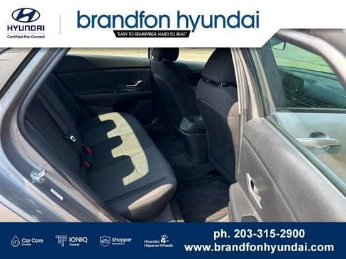 Used 2023 Hyundai Elantra SE FWD image 25