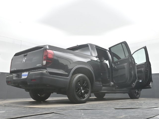 Certified 2020 Honda Ridgeline Black Edition image 57