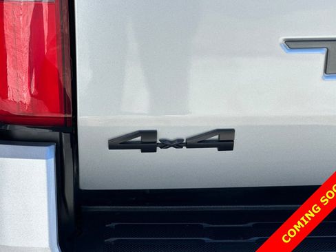 Used 2024 Toyota Tacoma TRD Sport w/ TRD Sport Upgrade Package image 27