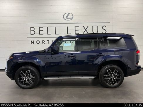 Used 2026 Lexus GX 550 w/ Cold Area Package AWD/4WD image 8