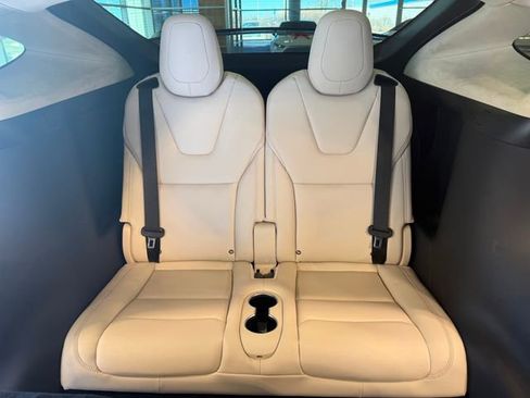 Used 2017 Tesla Model X 75D image 23