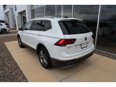 Used 2020 Volkswagen Tiguan SEL image 6