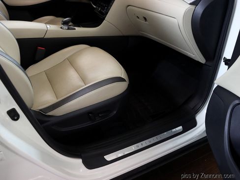 Used 2019 INFINITI QX50 Essential w/ Premium Heat Package image 33