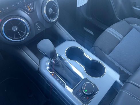 New 2025 Chevrolet Blazer LT w/ Midnight/Sport Edition image 19