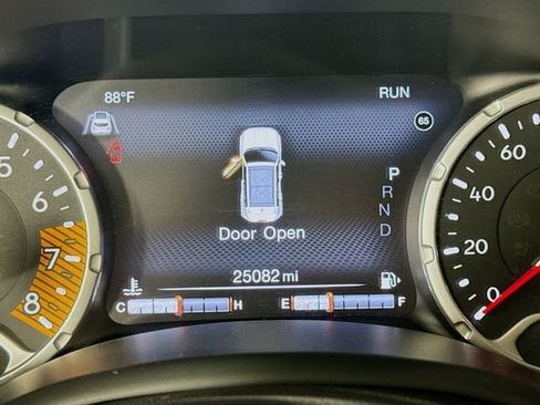 Used 2021 Jeep Renegade Trailhawk w/ Sun & Sound Group image 12