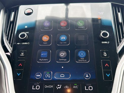 Used 2022 Subaru Outback Premium image 28