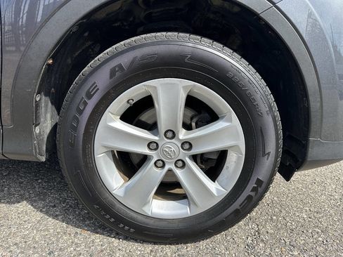 Used 2014 Toyota RAV4 XLE image 10