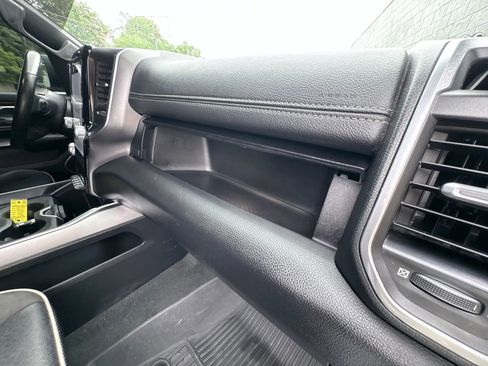 Used 2023 RAM 1500 Laramie AWD/4WD image 26