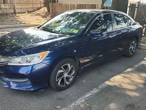 Used 2017 Honda Accord LX image 1