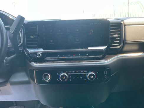 Used 2024 GMC Sierra 1500 Elevation AWD/4WD image 16