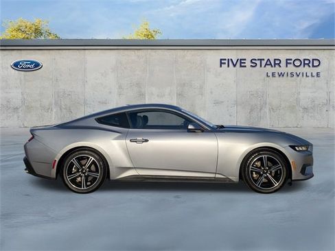 Certified 2024 Ford Mustang Coupe image 3
