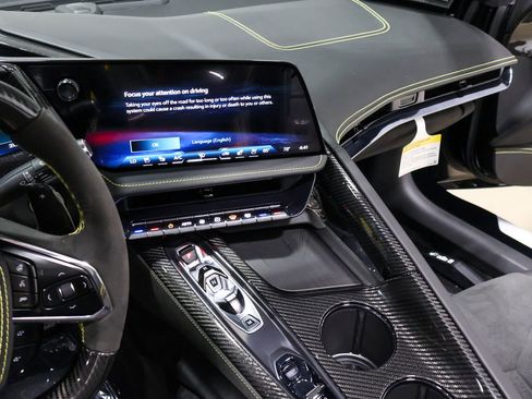 Used 2026 Chevrolet Corvette ZR1 w/ ZR1 Carbon Fiber Aero Package image 39