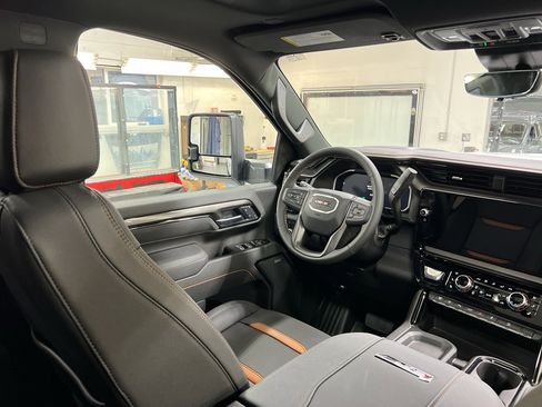 New 2026 GMC Sierra 2500 AT4 w/ AT4 Premium Plus Package image 38