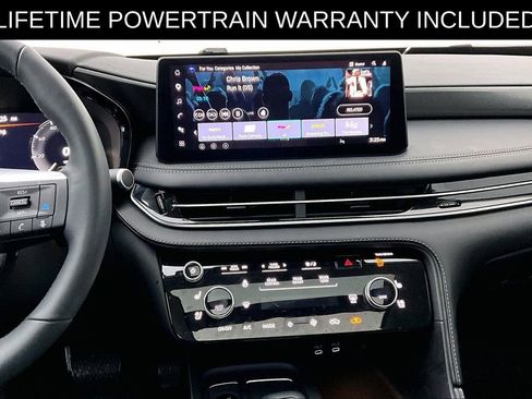 Certified 2026 INFINITI QX60 Luxe w/ Cargo Package FWD image 8