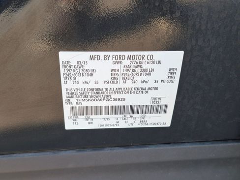Used 2015 Ford Explorer XLT w/ Equipment Group 202B AWD/4WD image 34