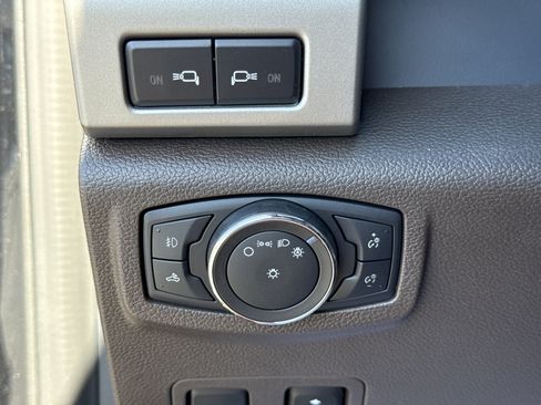 Used 2022 Ford F350 King Ranch w/ Tremor Off-Road Package AWD/4WD image 27