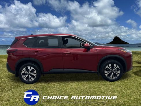 Used 2023 Nissan Rogue SV FWD image 9