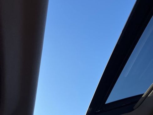 Used 2015 Mercedes-Benz GL 550 4MATIC image 13