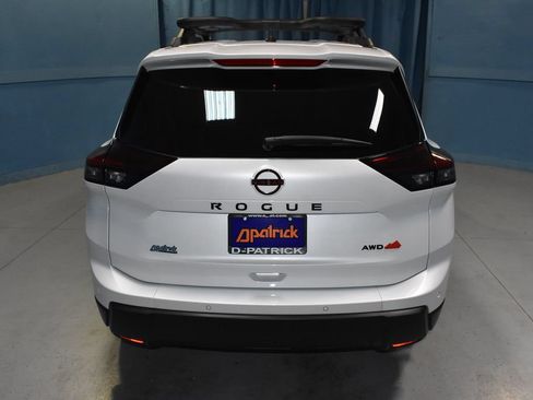 Used 2026 Nissan Rogue SV AWD/4WD image 24