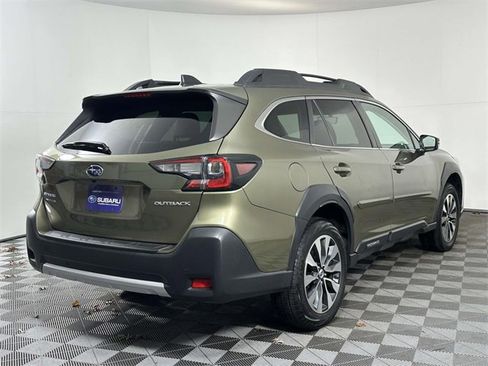 Used 2023 Subaru Outback Limited image 10