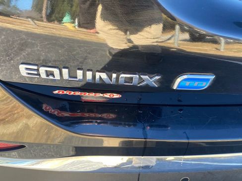 Used 2018 Chevrolet Equinox Premier image 14